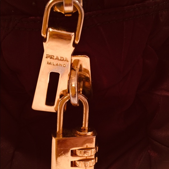 PRADA BURGUNDY HANDBAG WITH GOLD ACCENT - Picture 5 of 8